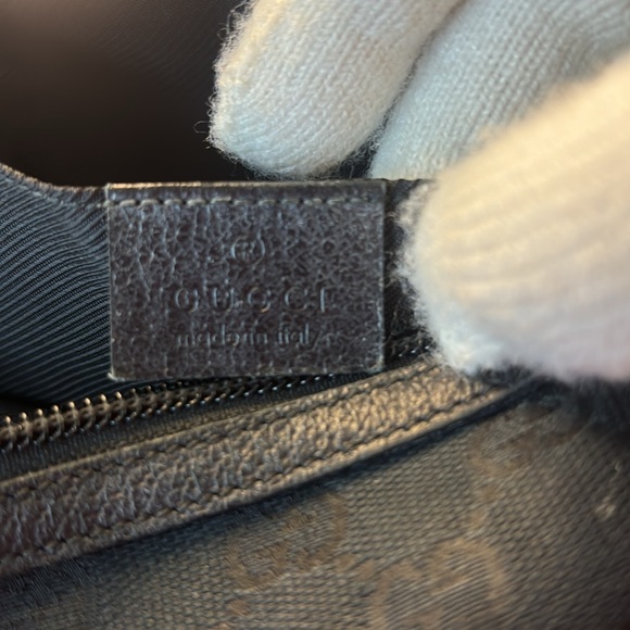 AUTHENTIC GUCCI BLACK MONOGRAM POUCH - Picture 10 of 11